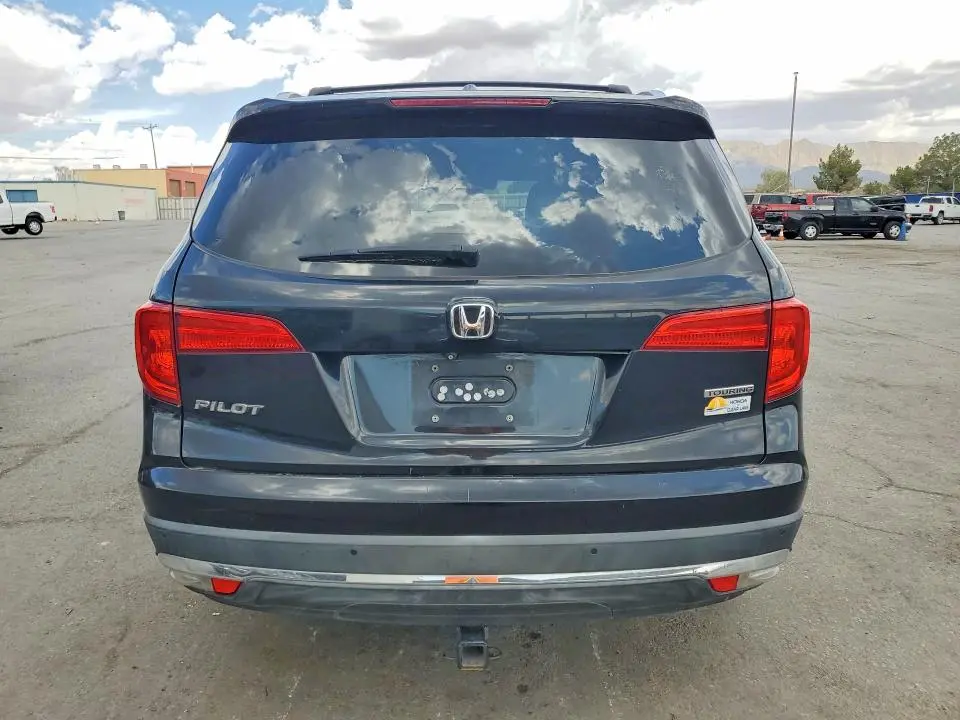 2016 HONDA PILOT TOURING  
