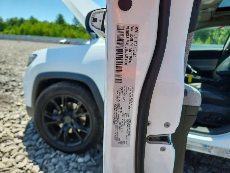2022 JEEP COMPASS LATITUDE LUX  