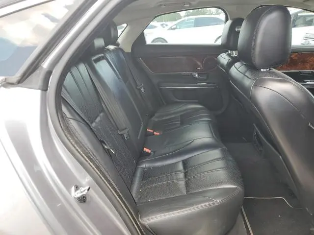 2013 JAGUAR XJ   