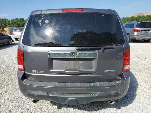 2015 HONDA PILOT SE  