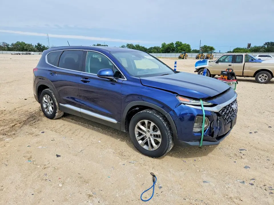 2019 HYUNDAI SANTA FE SE  