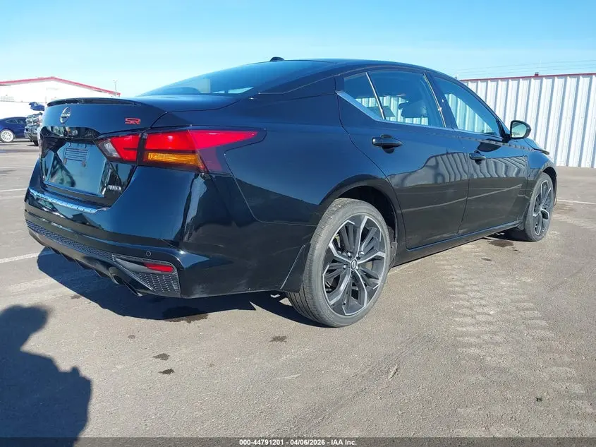 2023 NISSAN ALTIMA SR INTELLIGENT AWD
