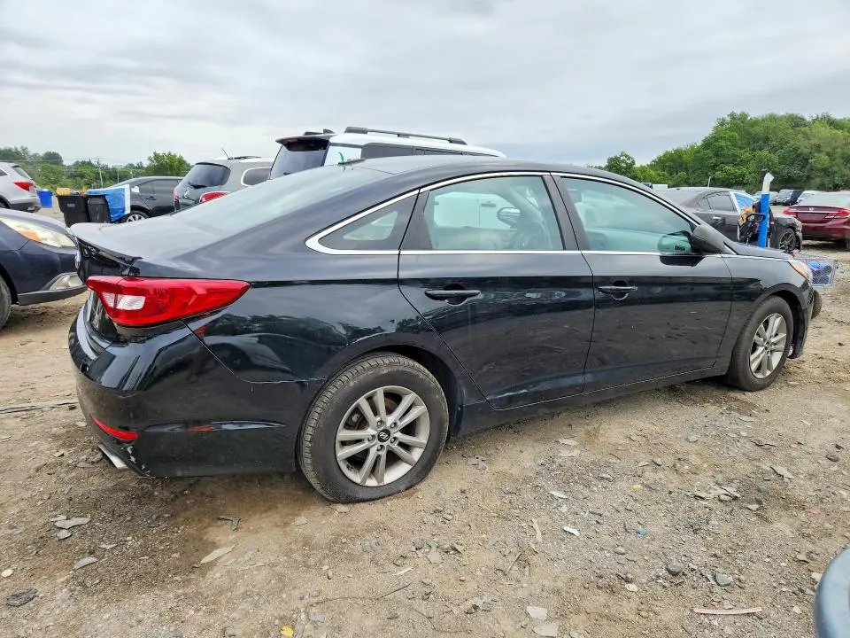 2017 HYUNDAI SONATA SE  