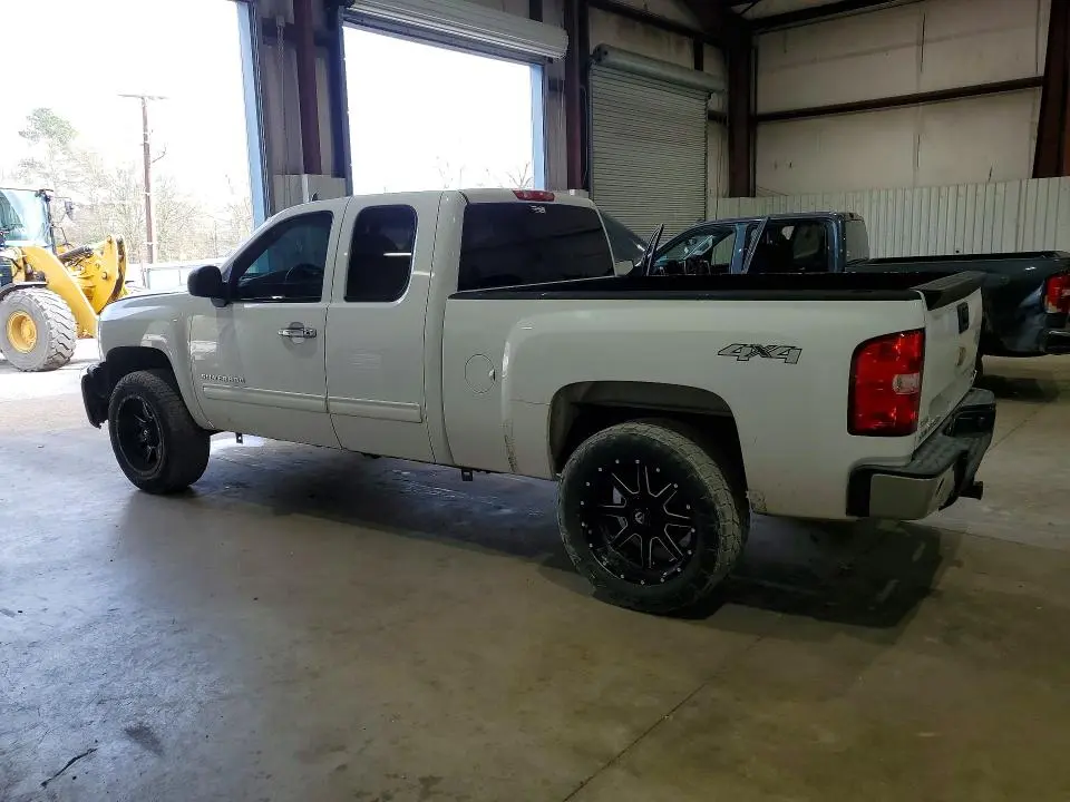 2011 CHEVROLET SILVERADO K1500 LS  