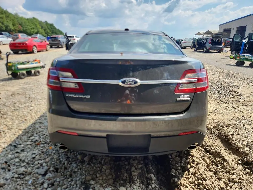 2017 FORD TAURUS SEL  
