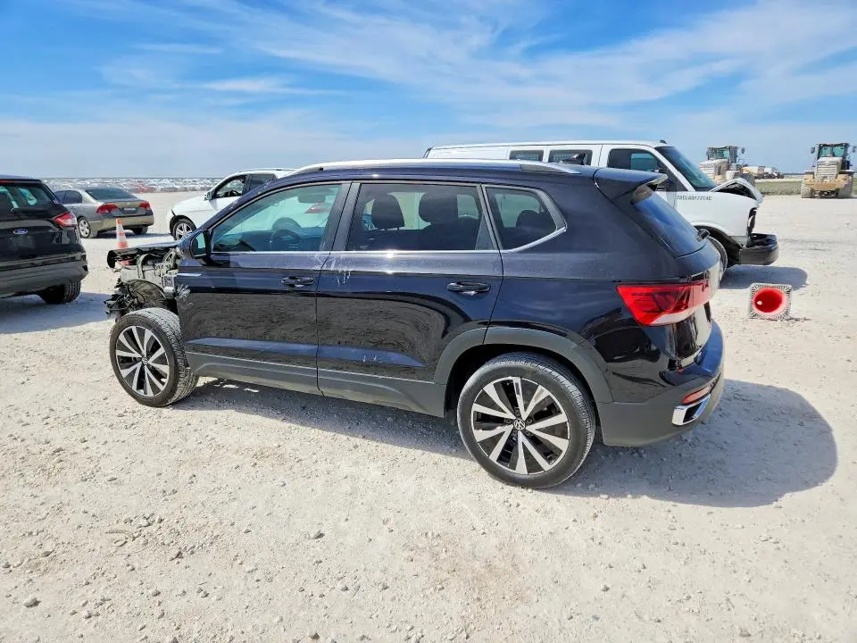 2024 VOLKSWAGEN TAOS SE  