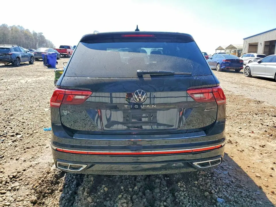 2022 VOLKSWAGEN TIGUAN SEL R-LINE  