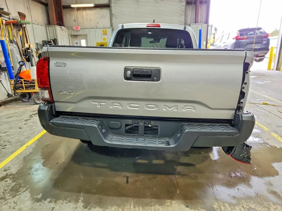2020 TOYOTA TACOMA SR  