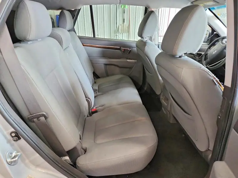2010 HYUNDAI SANTA FE GLS  