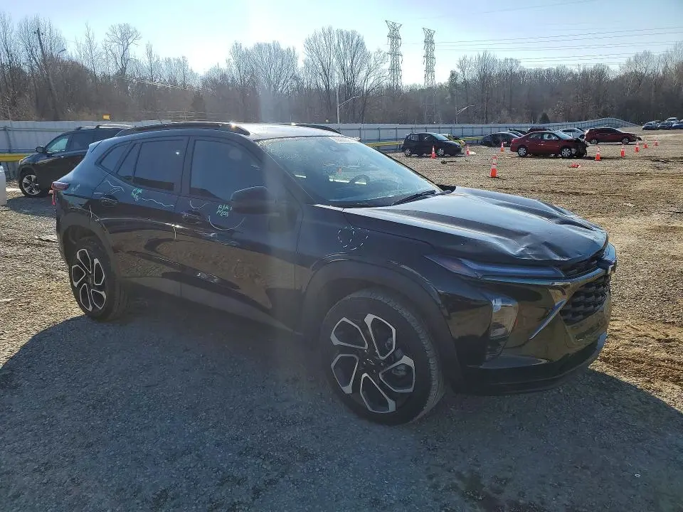 2025 CHEVROLET TRAX 2RS  