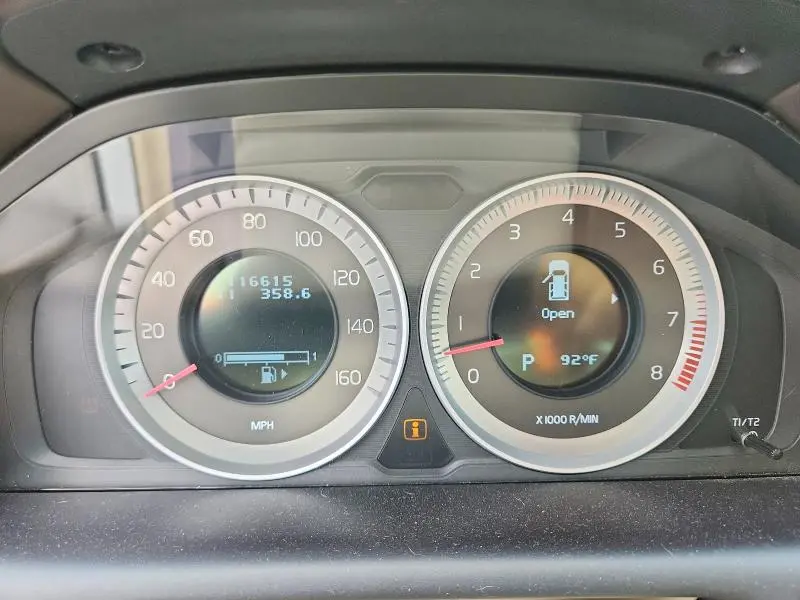2012 VOLVO XC60 3.2  