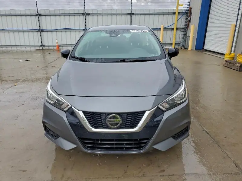 2020 NISSAN VERSA S  