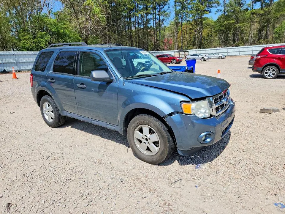 2012 FORD ESCAPE XLT  
