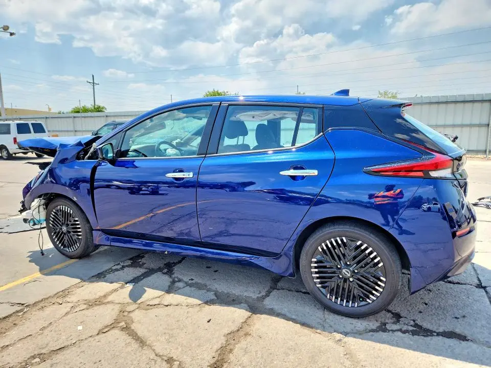 2025 NISSAN LEAF SV PLUS  