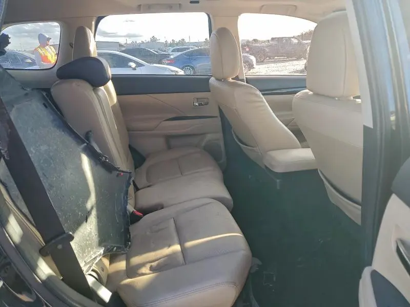 2016 MITSUBISHI OUTLANDER GT  