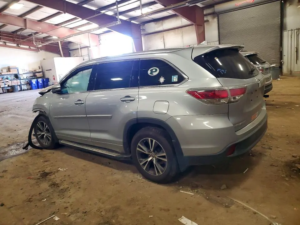 2016 TOYOTA HIGHLANDER XLE  