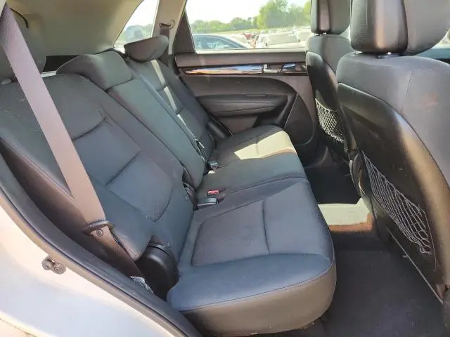 2013 KIA SORENTO LX  