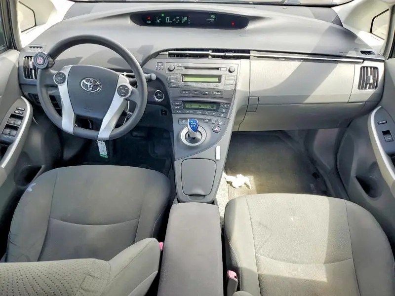 2010 TOYOTA PRIUS II  