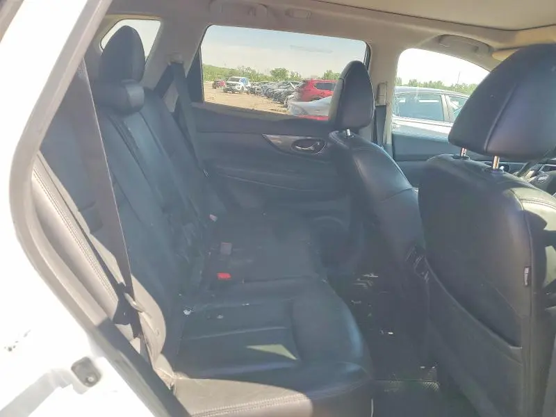 2015 NISSAN ROGUE SL  