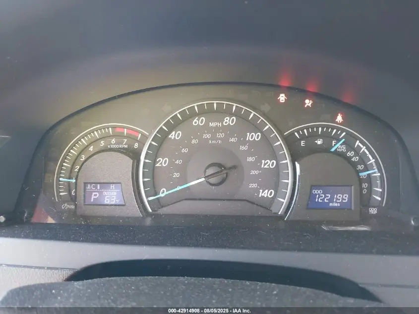 2015 TOYOTA CAMRY LE