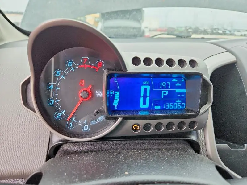 2016 CHEVROLET SONIC LT  