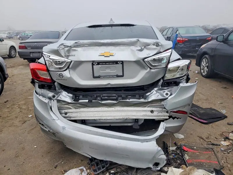 2018 CHEVROLET CRUZE LT  