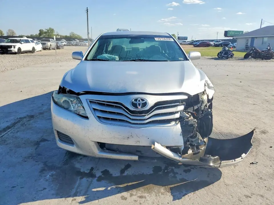 2011 TOYOTA CAMRY LE  