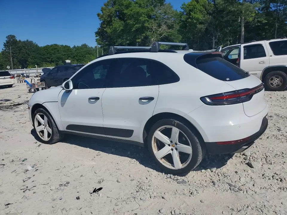 2020 PORSCHE MACAN   