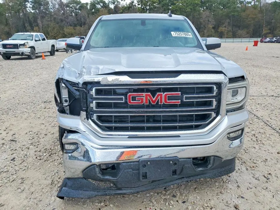 2017 GMC SIERRA K1500 SLE  