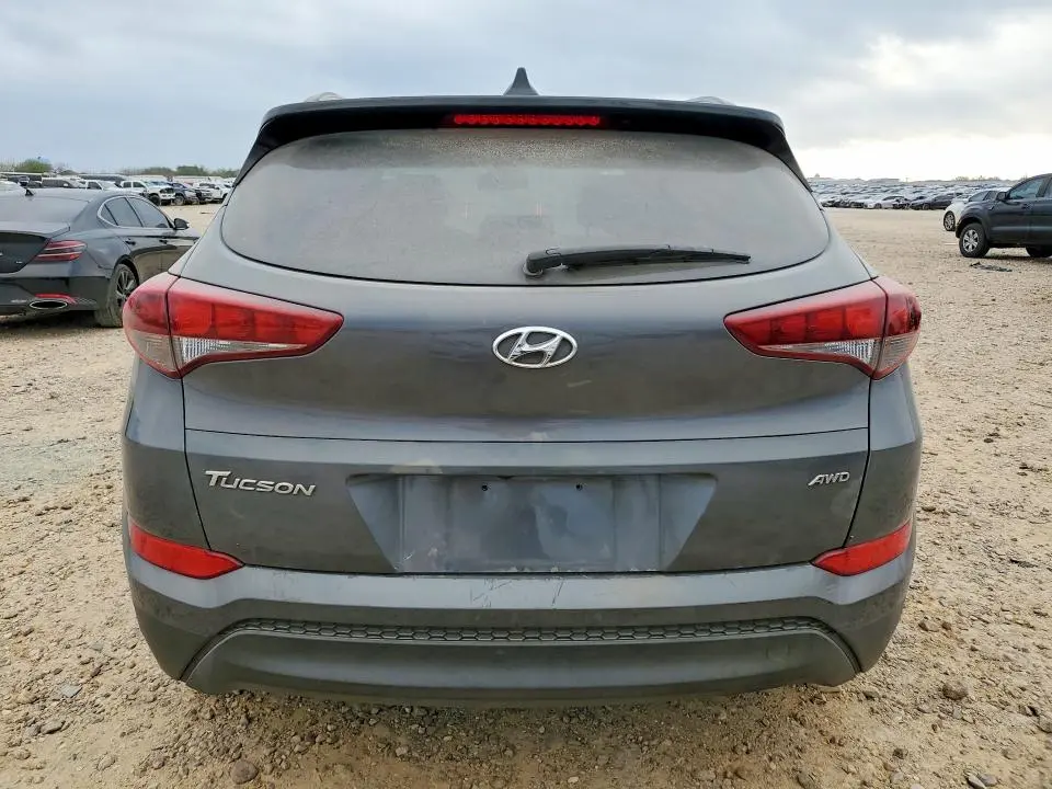 2018 HYUNDAI TUCSON SEL  