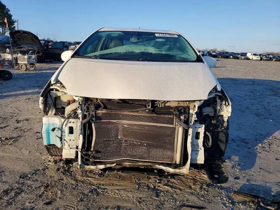 2010 TOYOTA PRIUS IV  