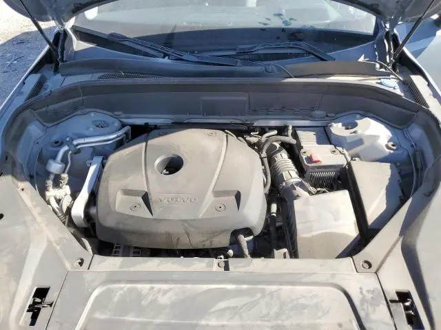 2021 VOLVO XC90 T6 MOMENTUM  
