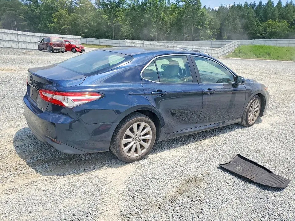 2018 TOYOTA CAMRY LE  