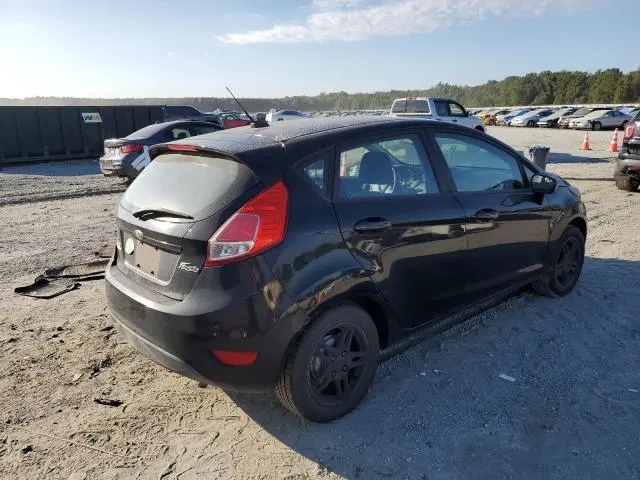 2017 FORD FIESTA SE  