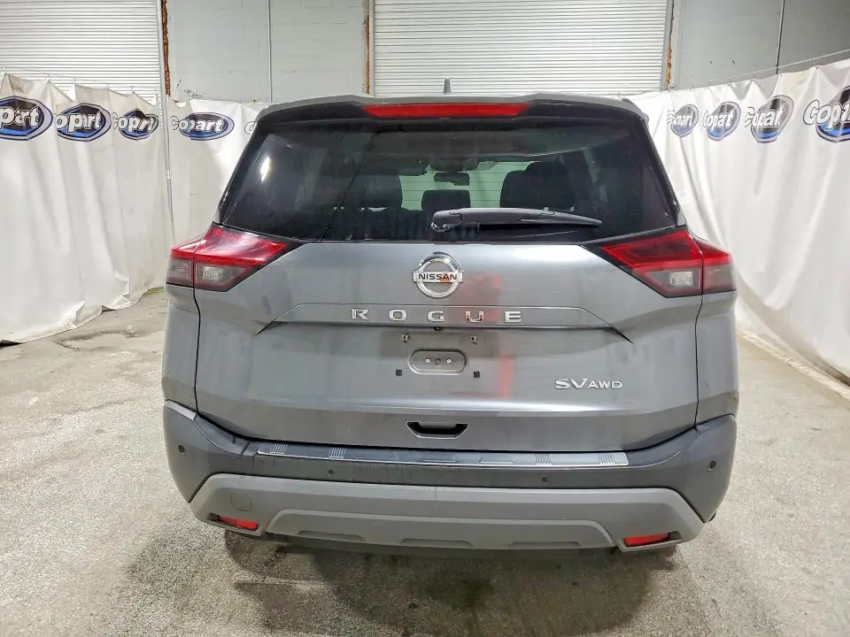 2021 NISSAN ROGUE SV  