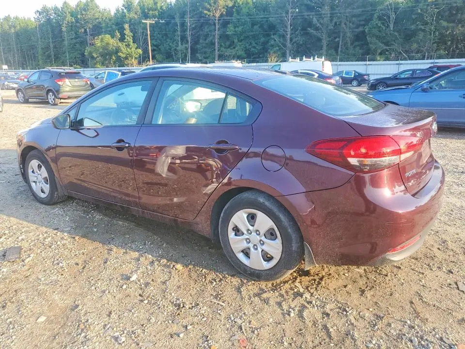 2017 KIA FORTE LX  