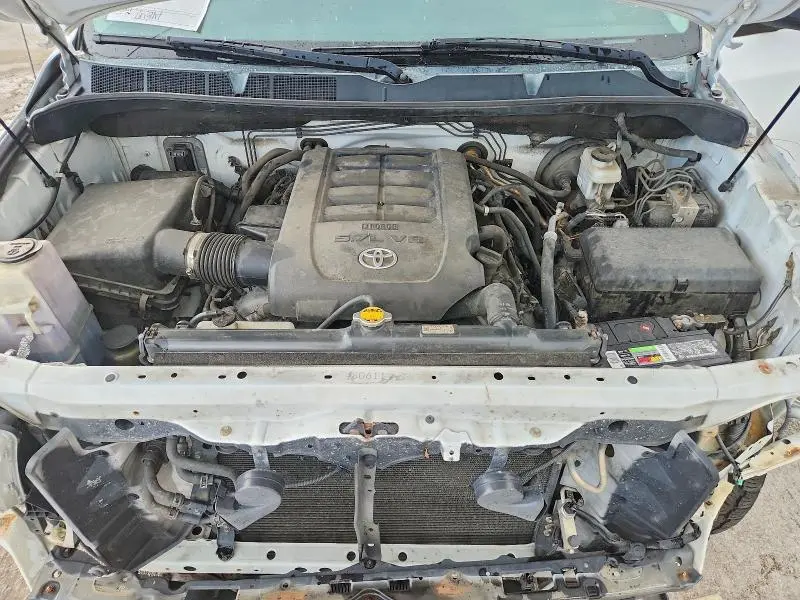2012 TOYOTA TUNDRA CREWMAX LIMITED  