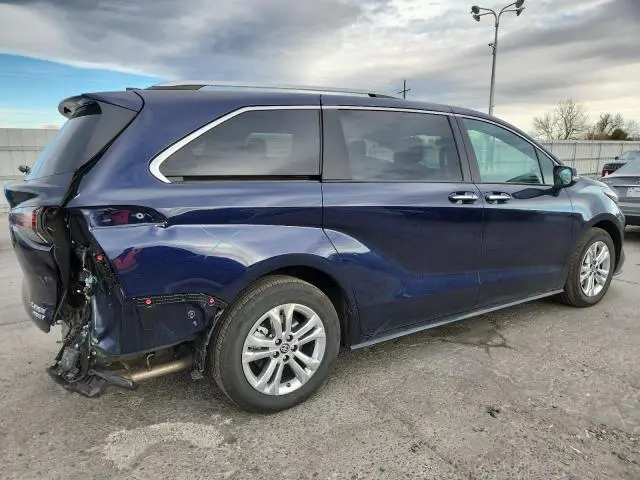 2024 TOYOTA SIENNA LIMITED  