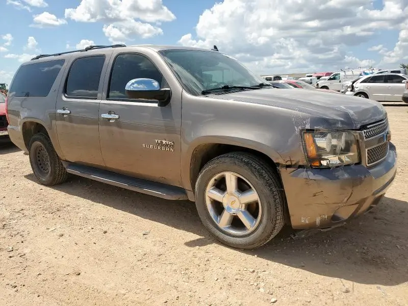 2011 CHEVROLET SUBURBAN C1500 LT  