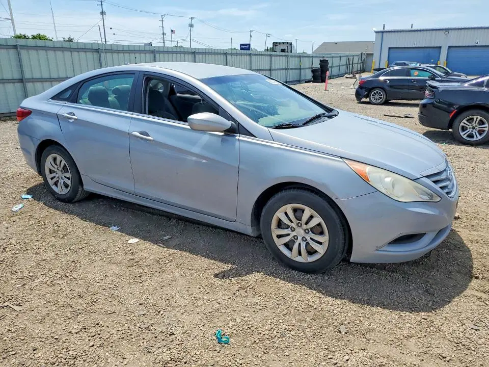 2011 HYUNDAI SONATA GLS  