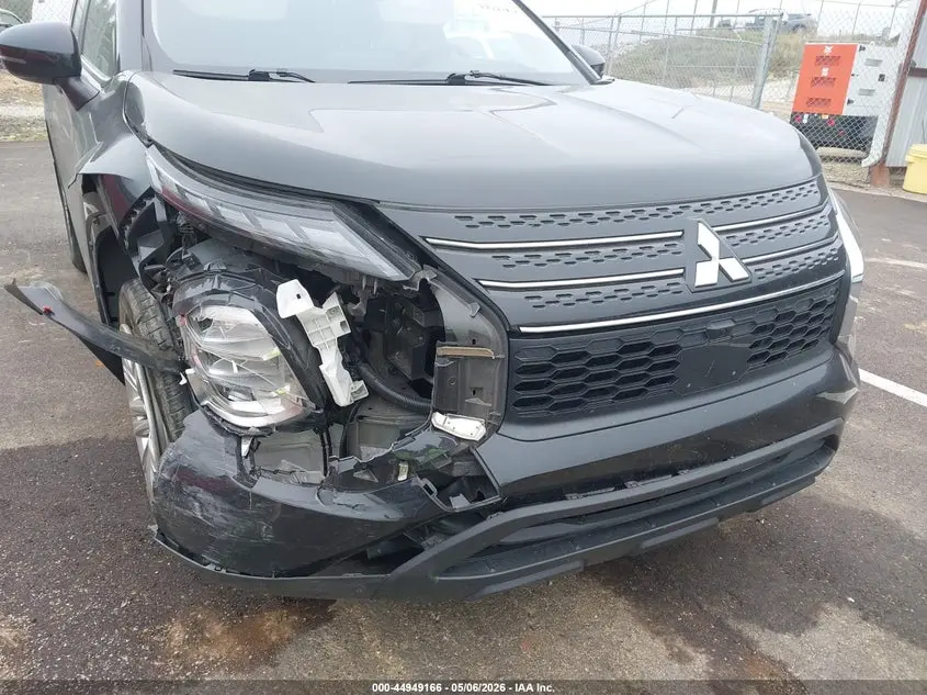 2022 MITSUBISHI OUTLANDER ES 2.5 2WD