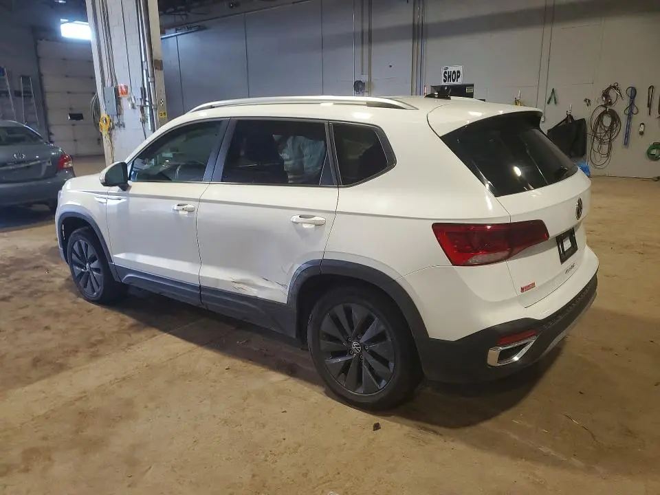 2024 VOLKSWAGEN TAOS SE  