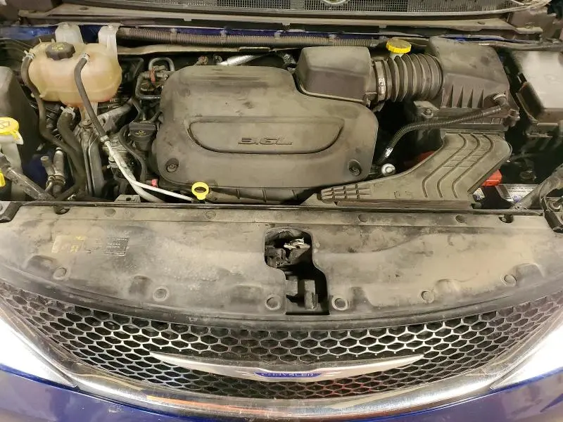 2020 CHRYSLER PACIFICA TOURING  