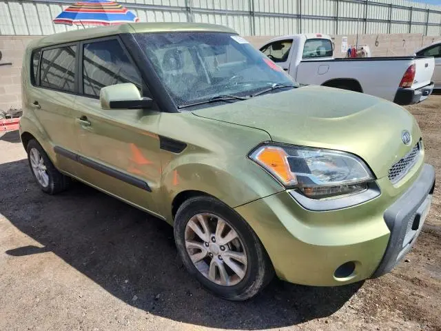2013 KIA SOUL +