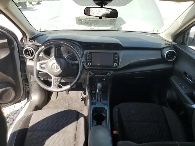 2022 NISSAN KICKS SV  