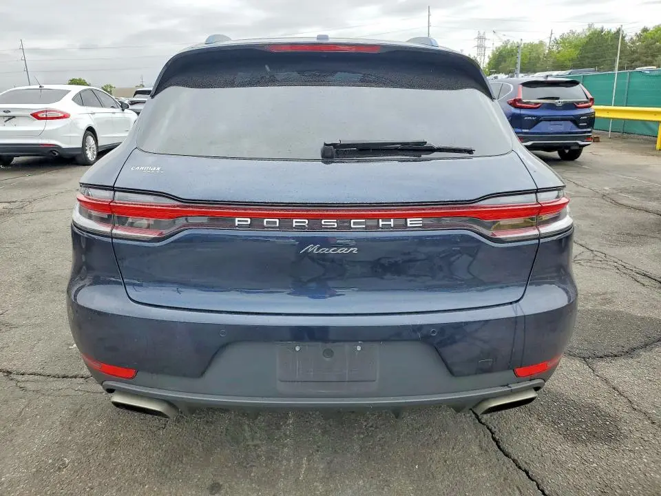 2021 PORSCHE MACAN   