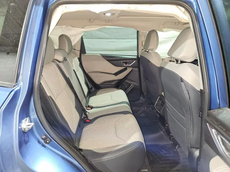 2022 SUBARU FORESTER PREMIUM  