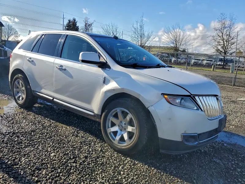 2011 LINCOLN MKX   