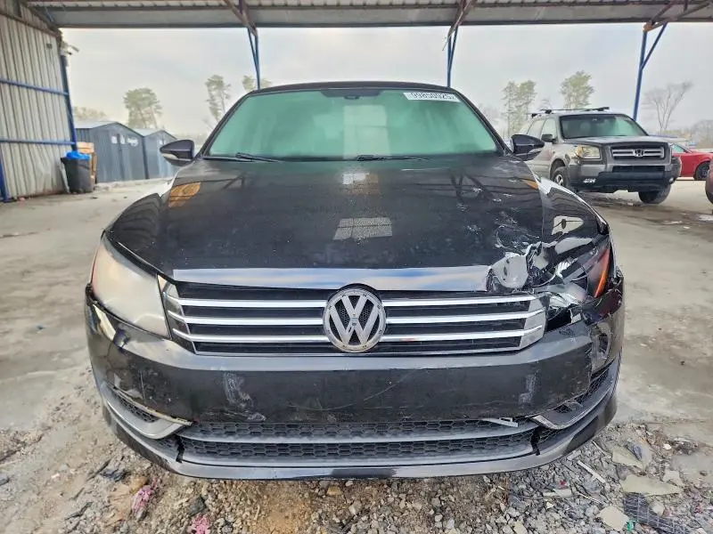 2012 VOLKSWAGEN PASSAT S  