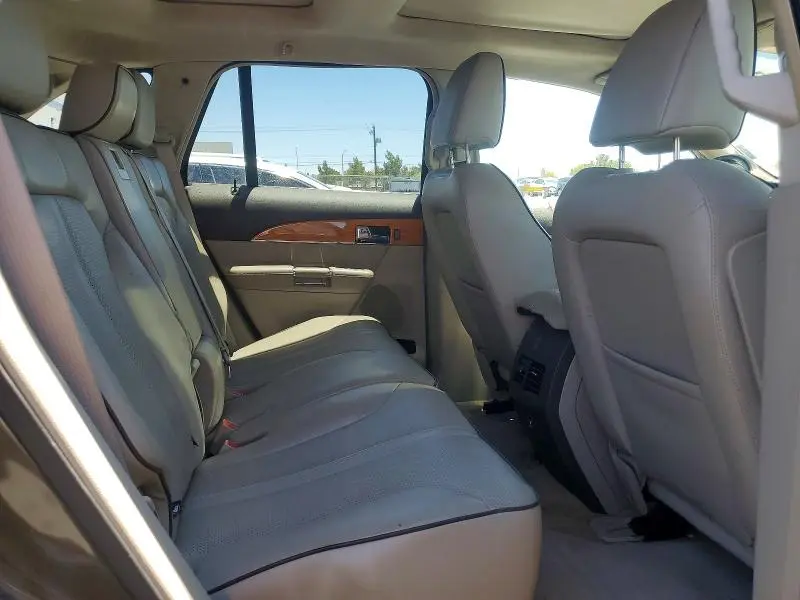 2011 LINCOLN MKX   